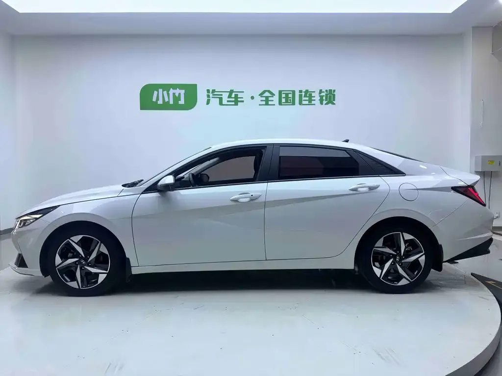 Hyundai Elantra 2023 из CN, фото 9