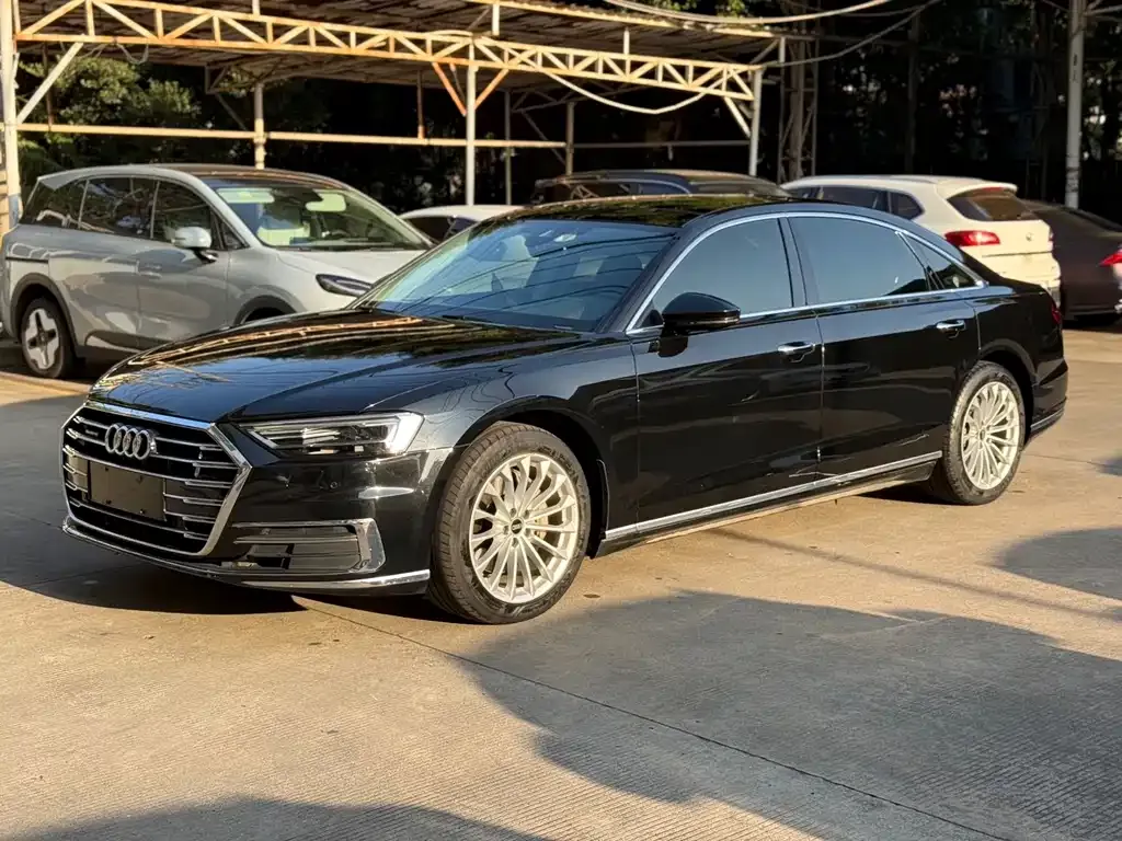 Audi A8 2021 из CN, фото 1
