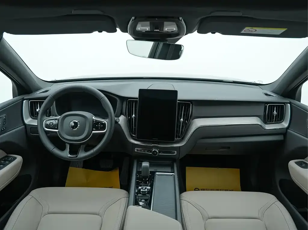 Volvo XC60 2025 из CN, фото 9
