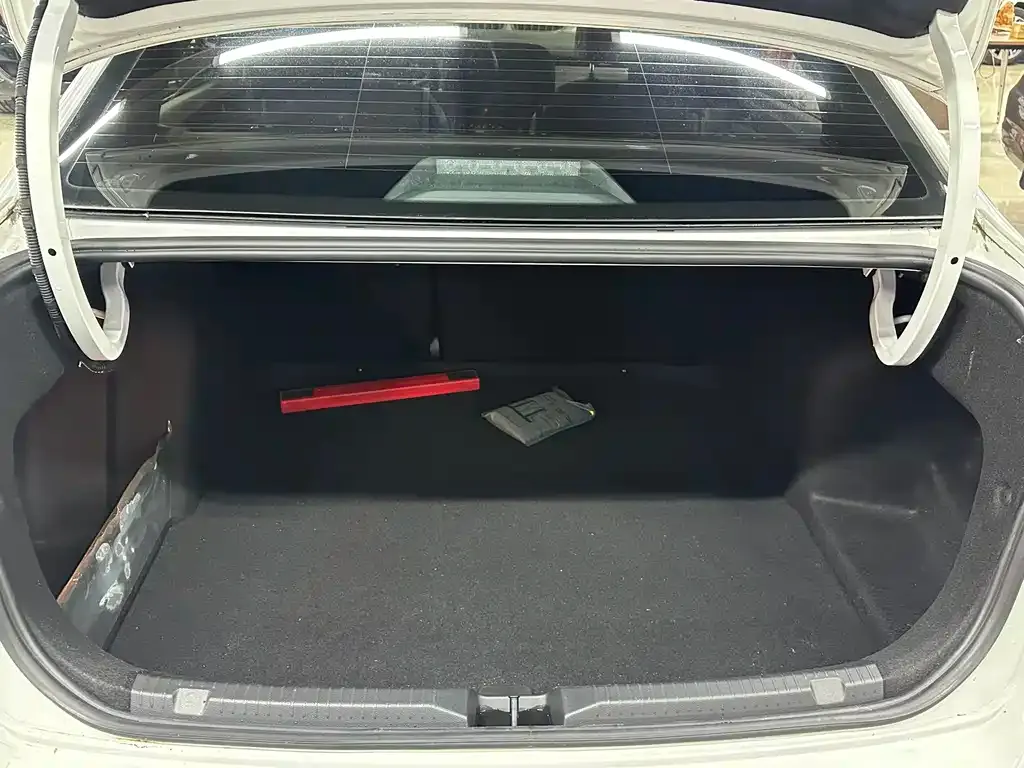Volkswagen Bora 2022 из CN, фото 7