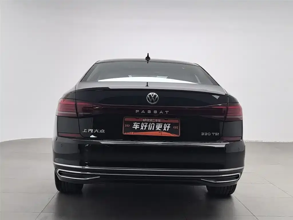 Volkswagen Passat 2023 из CN, фото 2