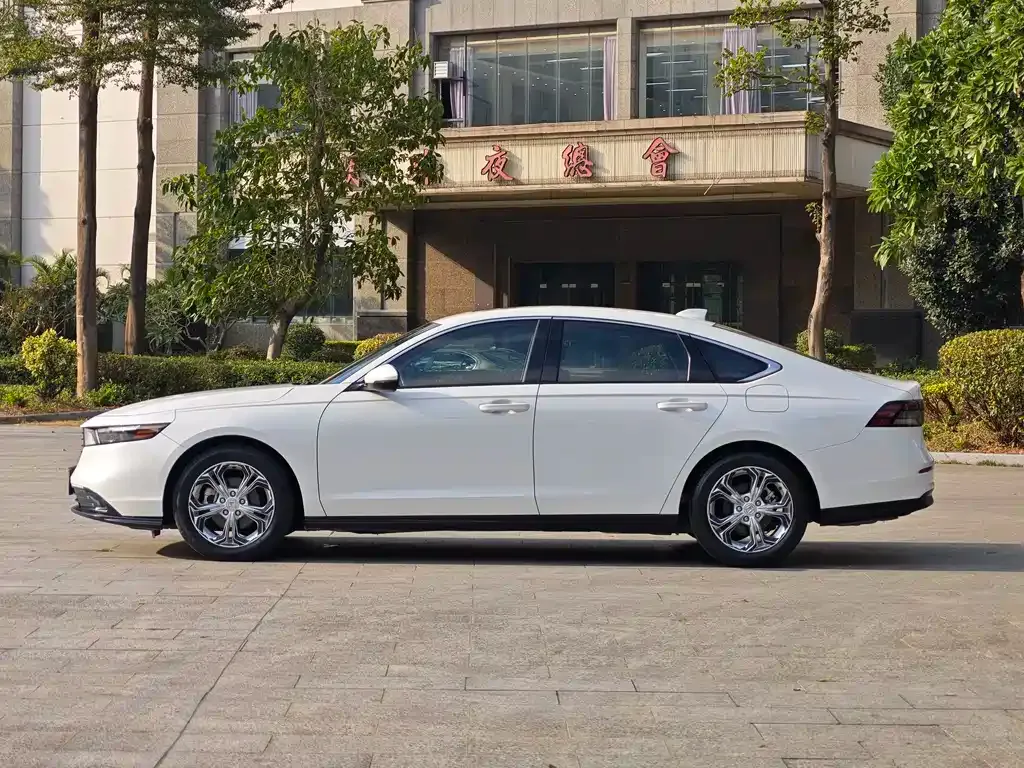 Honda Accord 2024 из CN, фото 6