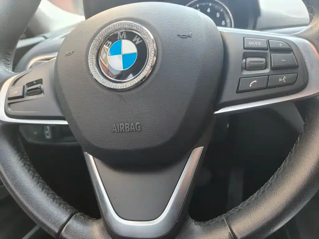 BMW 1 Series 2021 из CN, фото 4