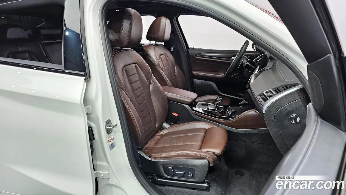 BMW X4 2024 из KR, фото 10
