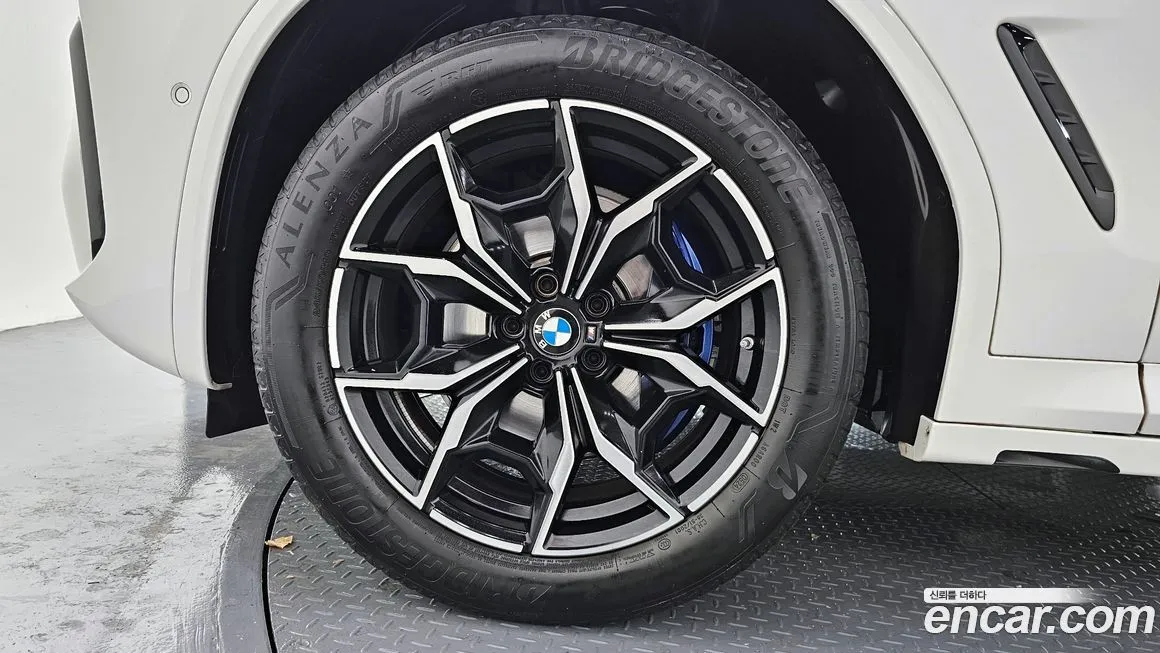 BMW X4 2024 из KR, фото 5