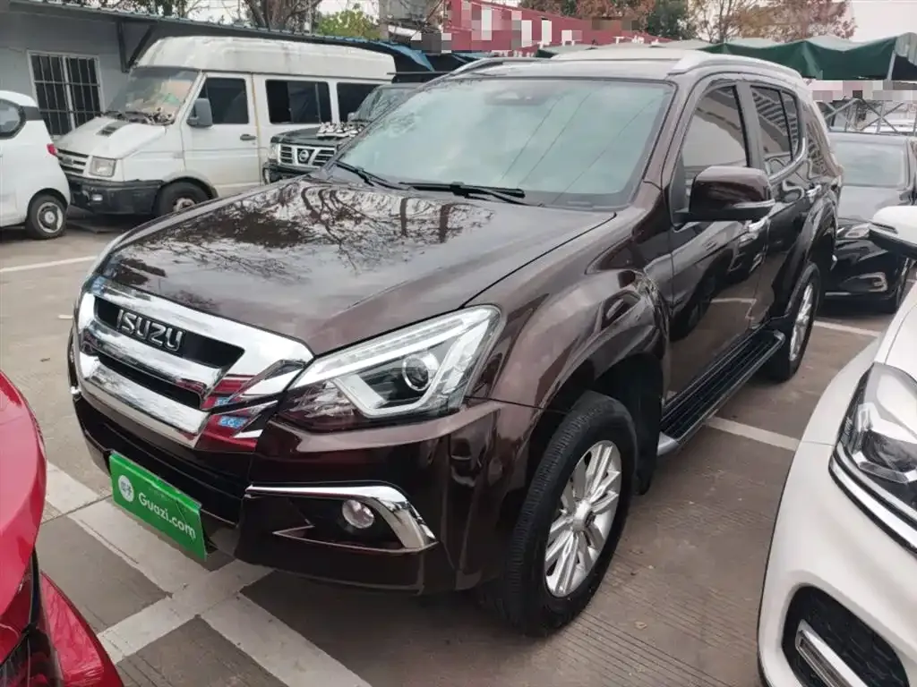 Isuzu MU-X 2024 из CN, фото 1