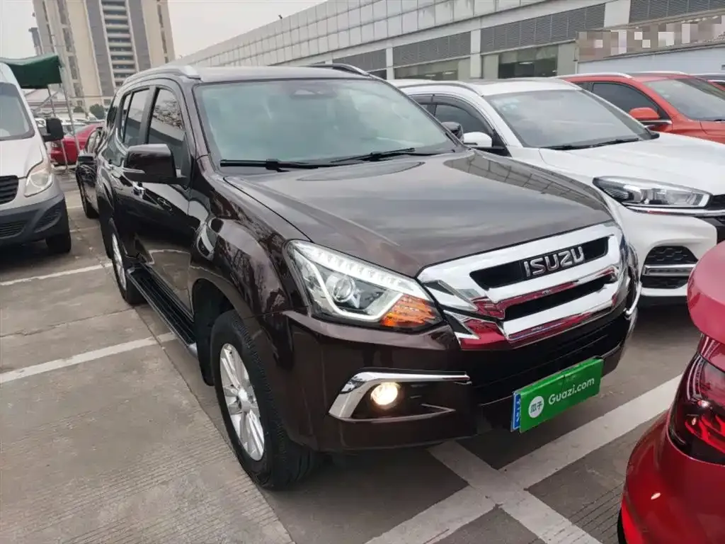 Isuzu MU-X 2024 из CN, фото 10