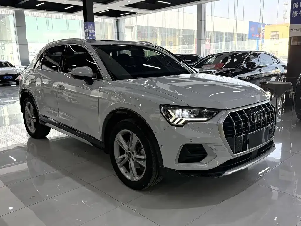 Audi Q3 — фото 4