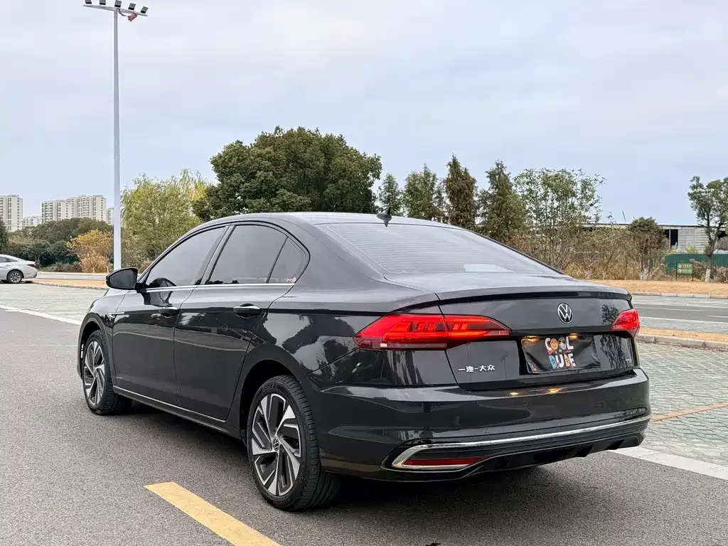 Volkswagen Bora 2023 из CN, фото 6