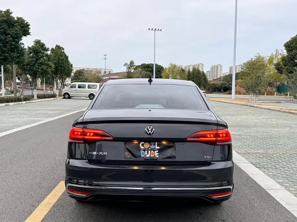 Volkswagen Bora 2023 из CN, фото 7
