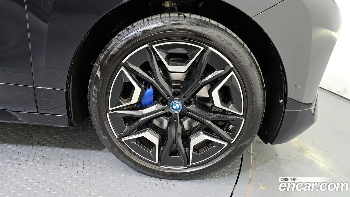 BMW iX 2024 из KR, фото 8