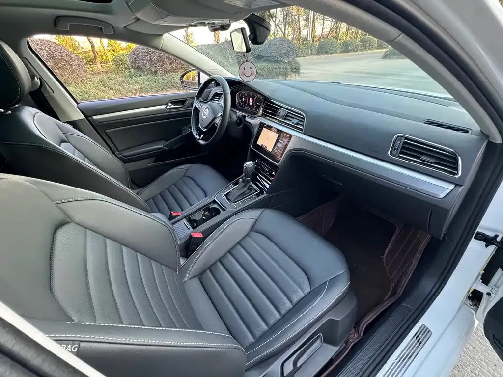 Volkswagen Lamando 2021 из CN, фото 6