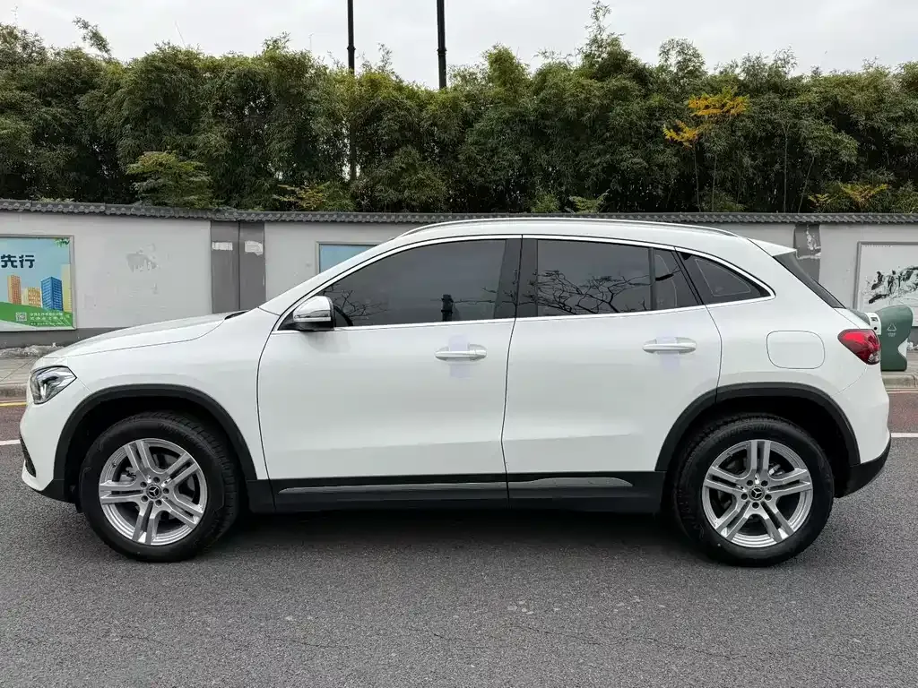 Mercedes-Benz GLA 2023 из CN, фото 6