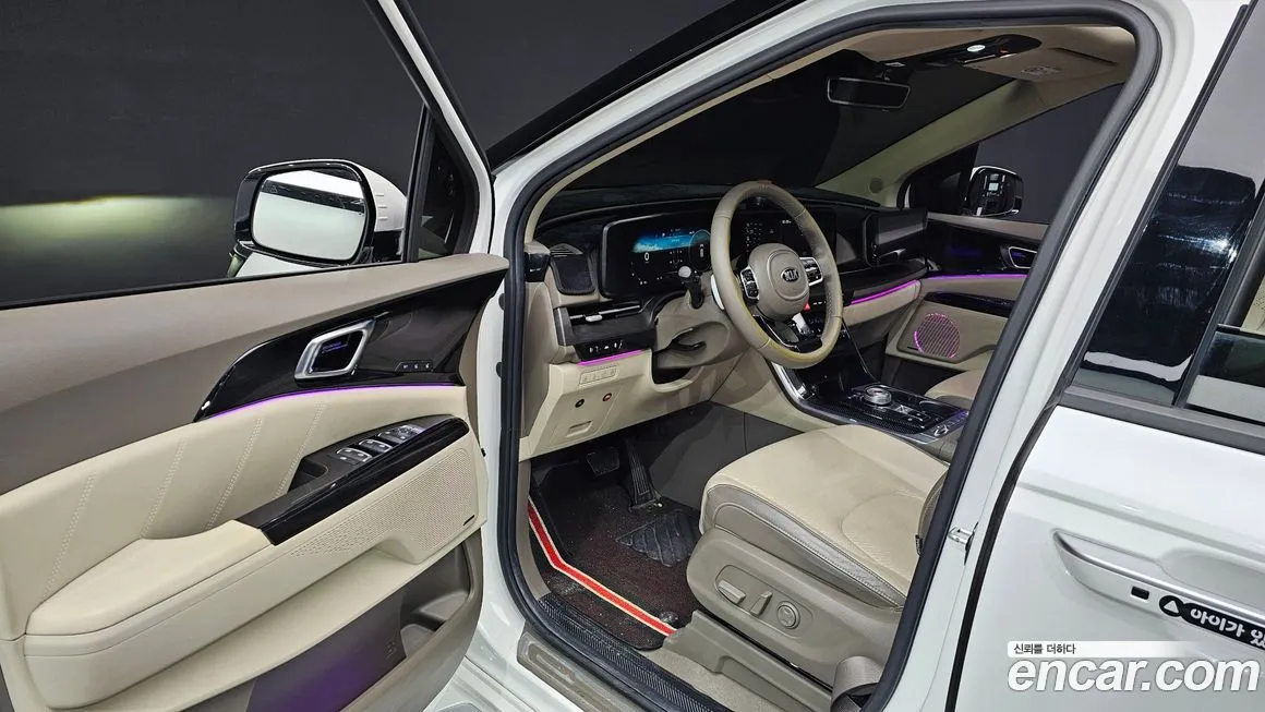 Kia Carnival — фото 10