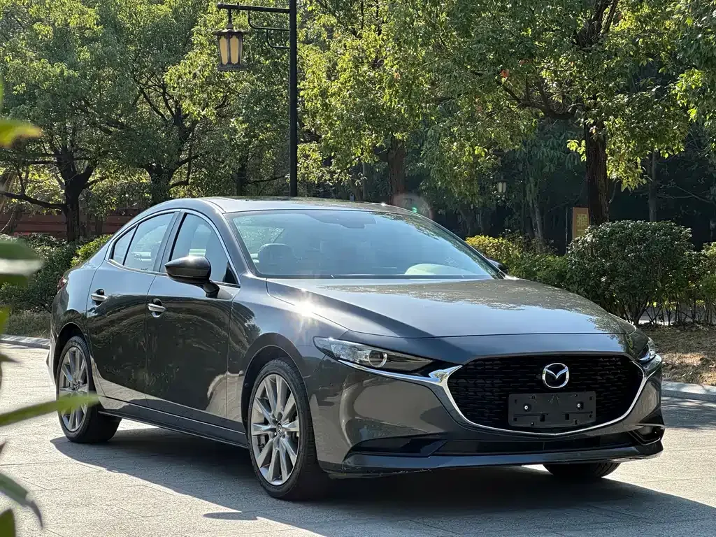Mazda 3 Axela 2021 из CN, фото 2