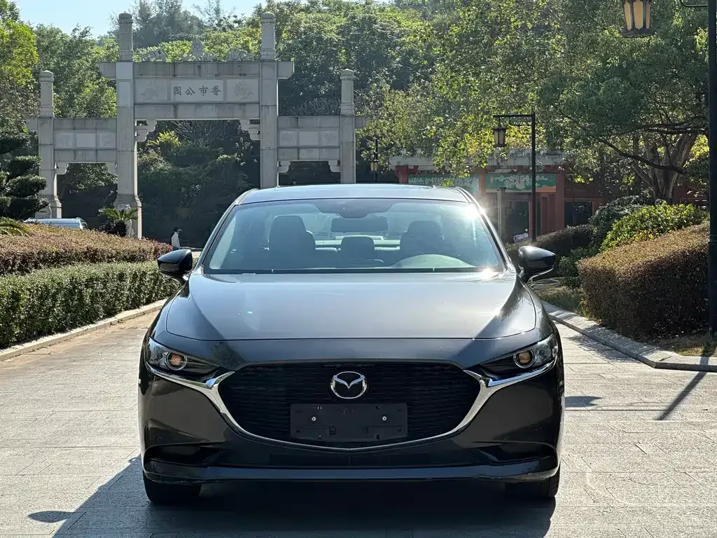 Mazda 3 Axela 2021 из CN, фото 3