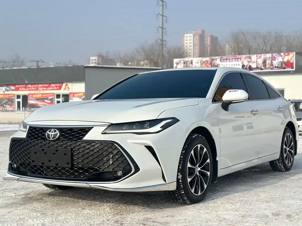 Toyota Avalon 2024 из CN, фото 1