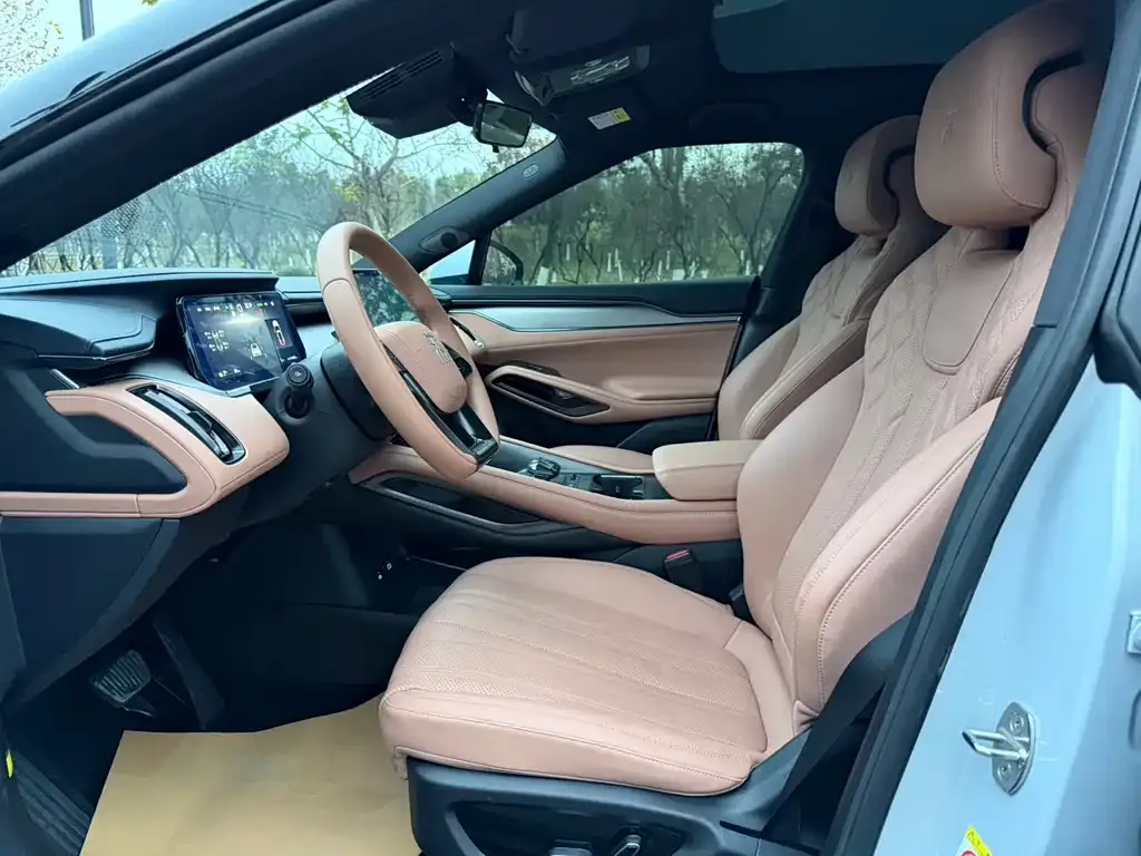 BYD L EV 2024 из CN, фото 9