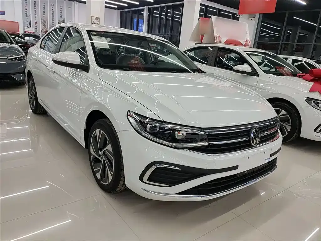 Volkswagen Bora 2025 из CN, фото 4