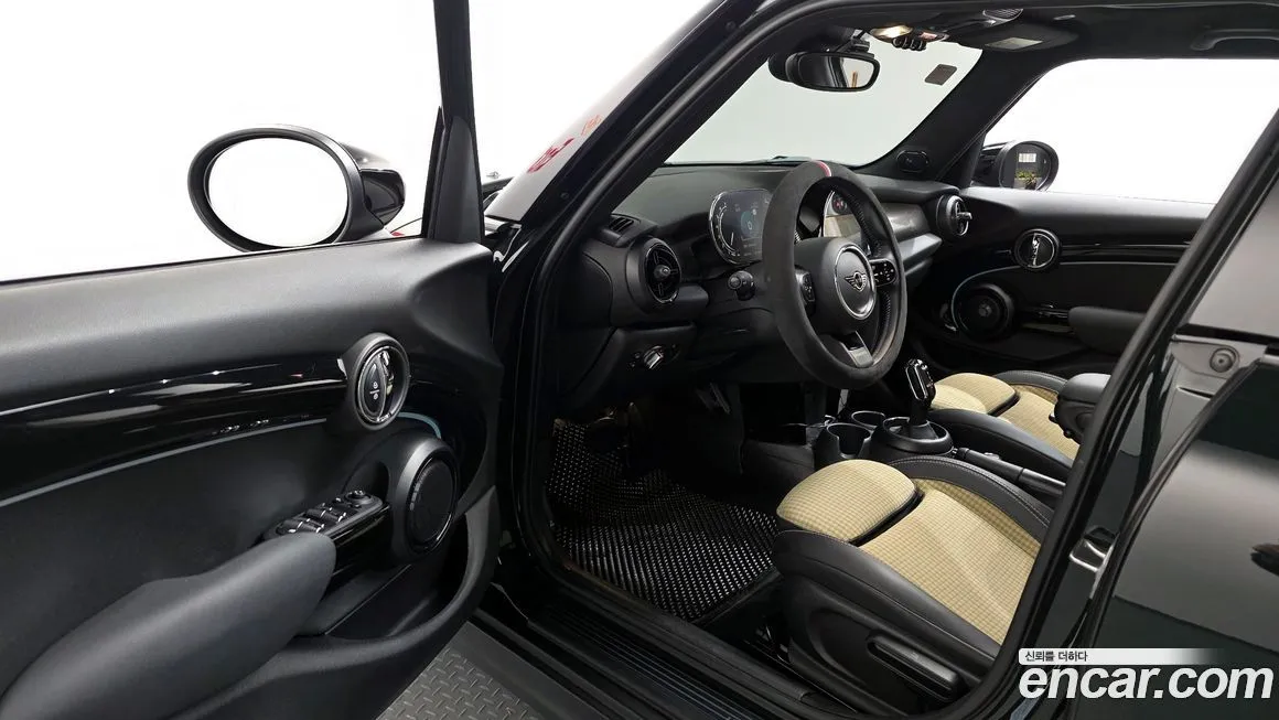 Mini Cooper 2023 из KR, фото 9