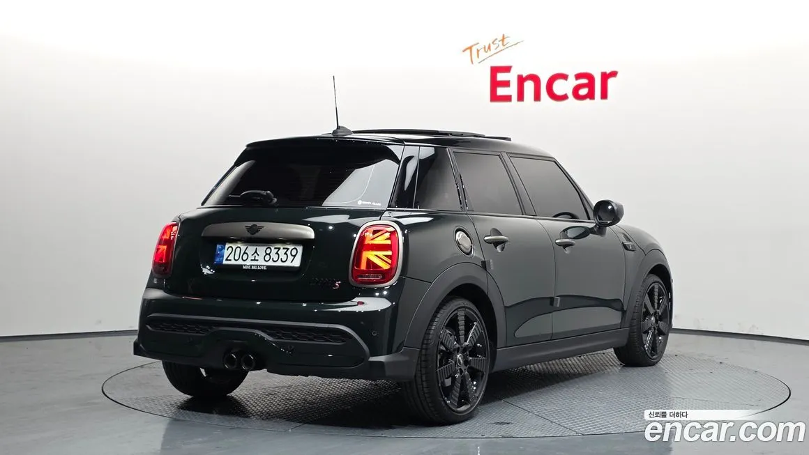 Mini Cooper 2023 из KR, фото 2