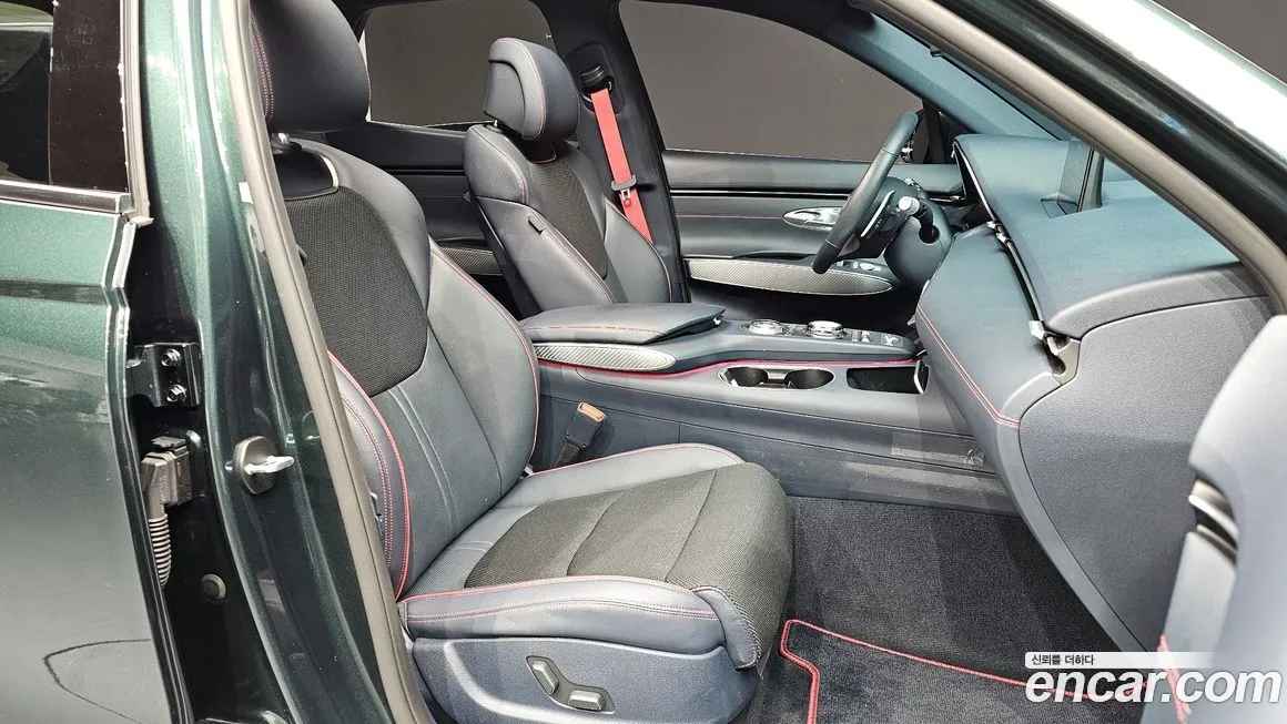 Genesis GV70 2023 из KR, фото 10