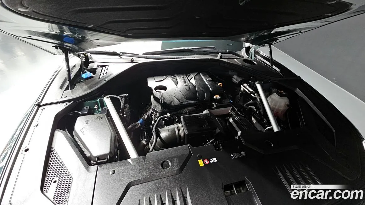 Genesis GV70 2023 из KR, фото 8