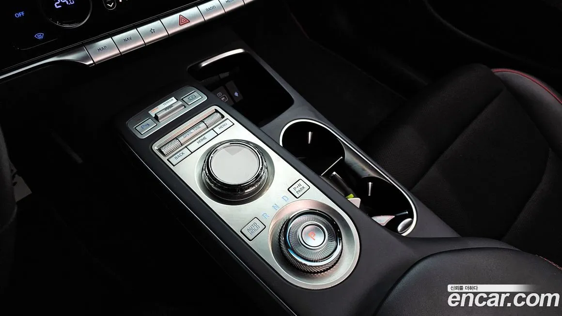 Genesis GV70 2023 из KR, фото 6