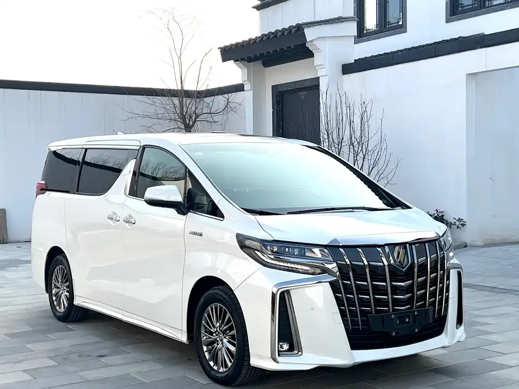 Toyota Alphard 2023 из CN, фото 3