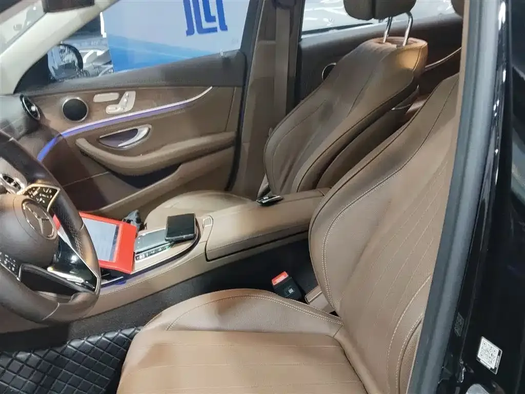 Mercedes-Benz E-Class 2023 из CN, фото 7