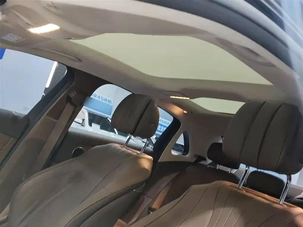 Mercedes-Benz E-Class 2023 из CN, фото 3