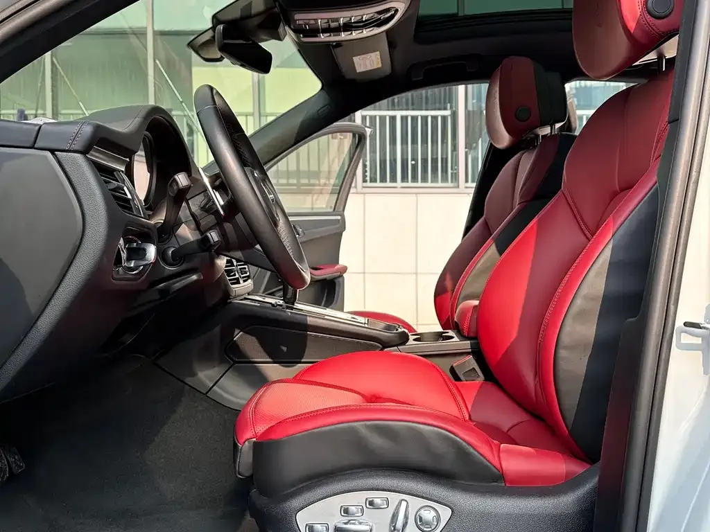 Porsche Macan 2022 из CN, фото 9