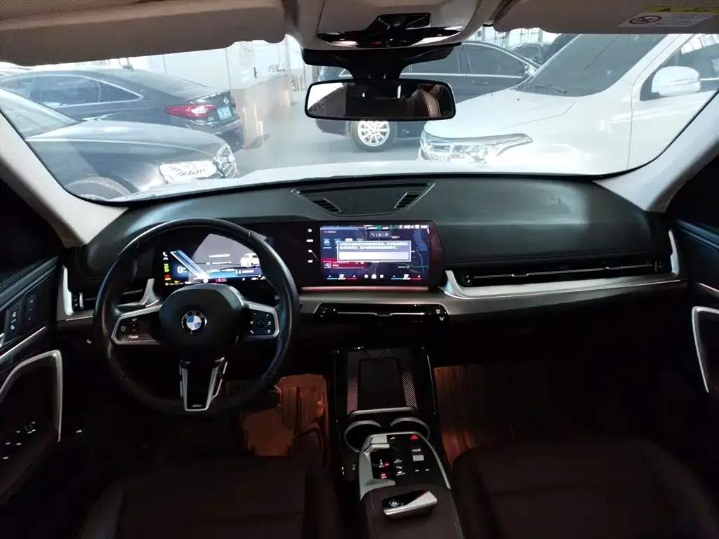 BMW X1 2024 из CN, фото 10