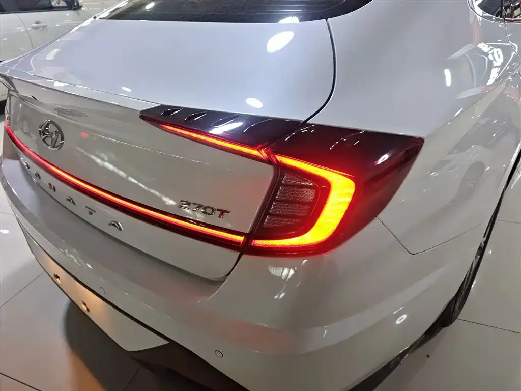 Hyundai Sonata 2021 из CN, фото 4