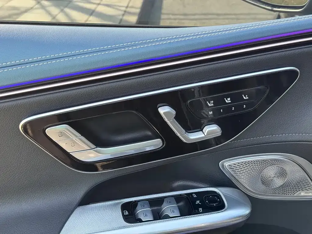 Mercedes-Benz EQE 2022 из CN, фото 10