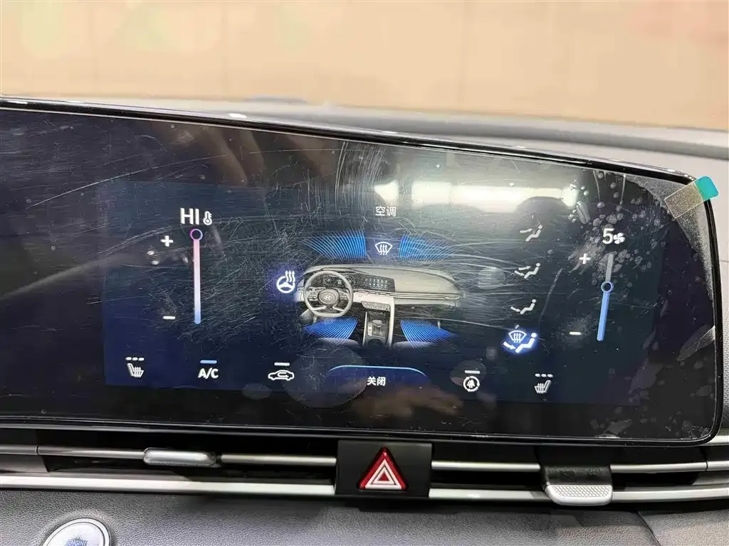 Hyundai Elantra 2022 из CN, фото 4