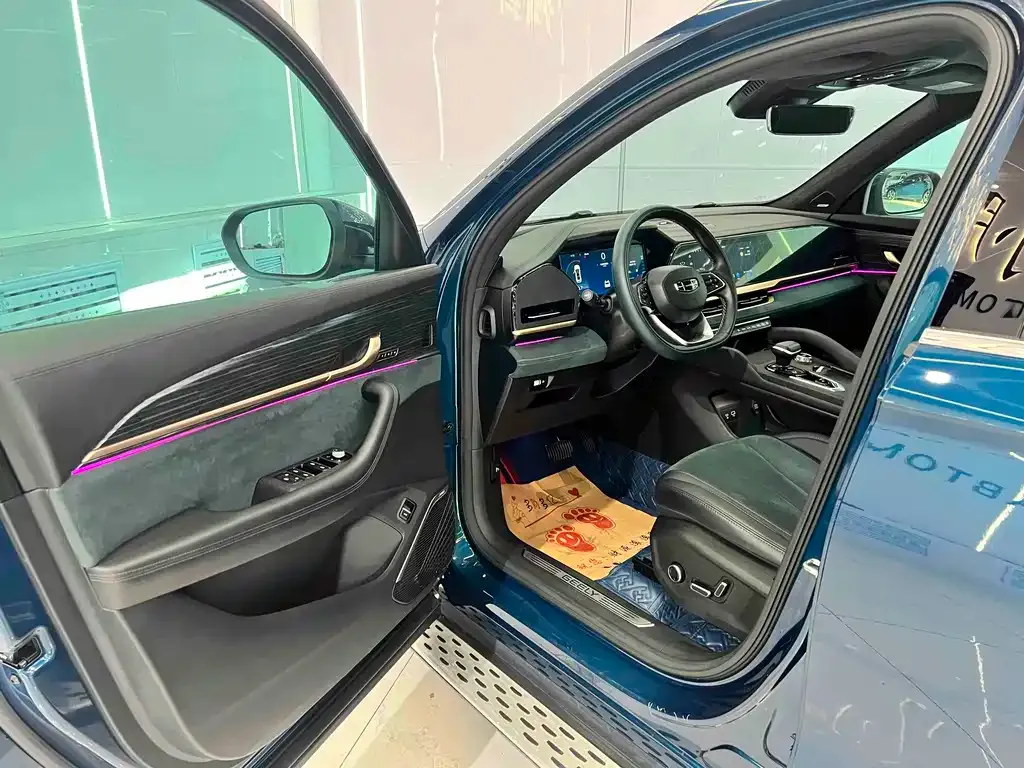 Geely Xingyue L 2022 из CN, фото 3