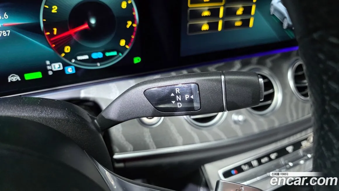 Mercedes-Benz E-Class 2022 из KR, фото 10