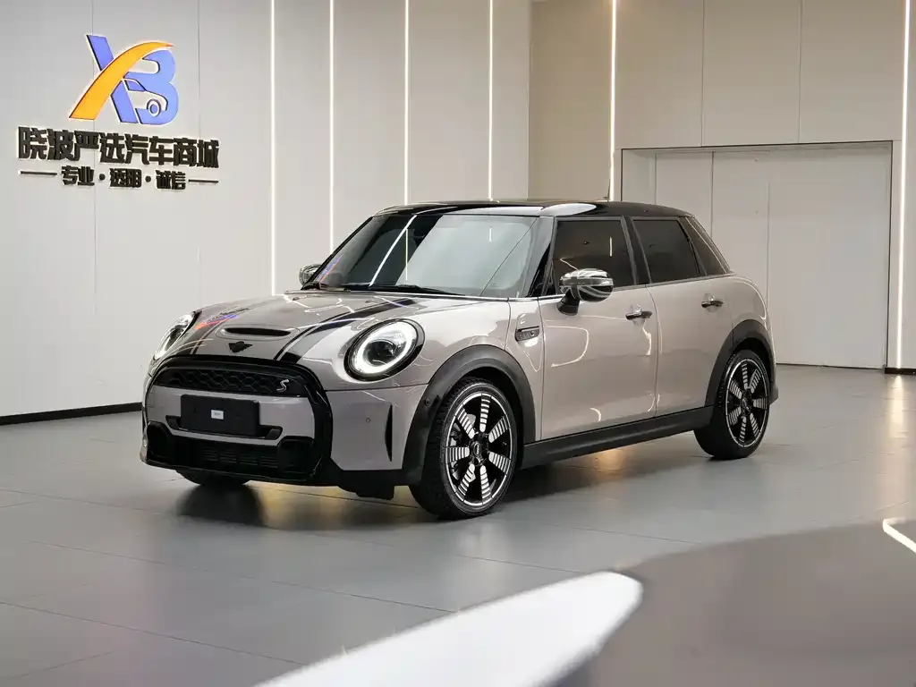 MINI Cooper (3-door) 2022 из CN, фото 1