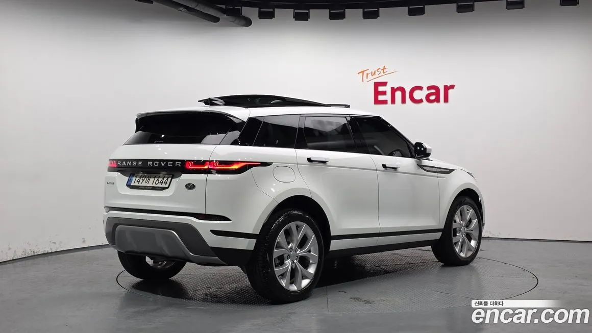 Land Rover Range Rover Evoque 2022 из KR, фото 3