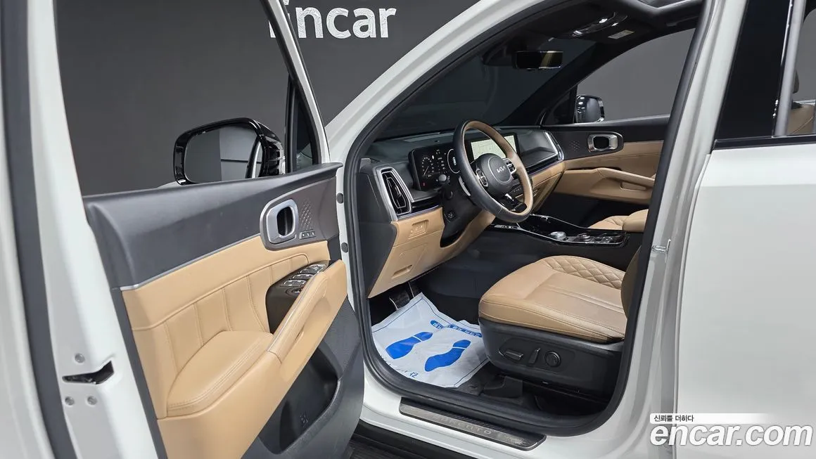Kia Sorento — фото 10