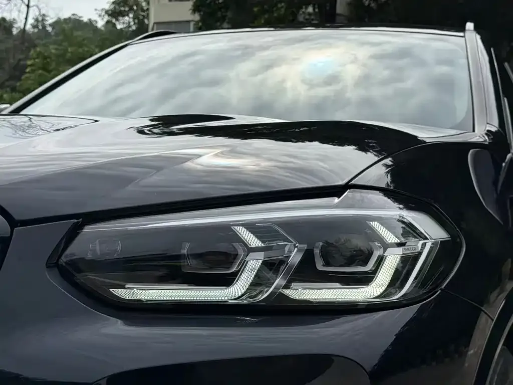 BMW X3 — фото 2