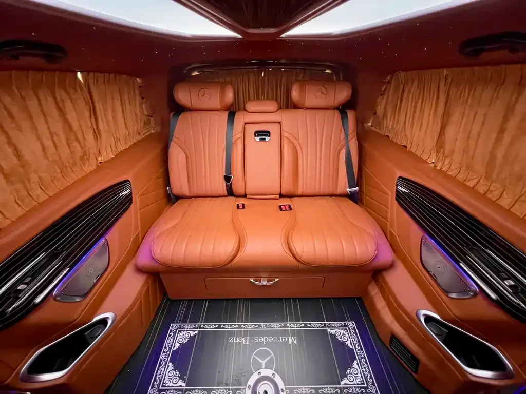 Mercedes-Benz Vito 2024 из CN, фото 5