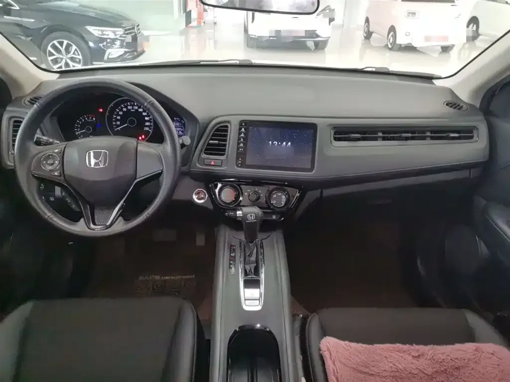 Honda Vezel 2021 из CN, фото 10