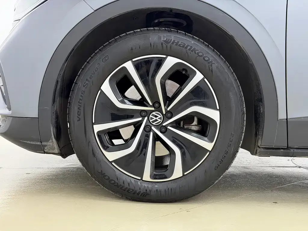 Volkswagen ID.4 X 2024 из CN, фото 8