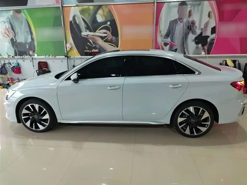 Audi A3 2024 из CN, фото 2