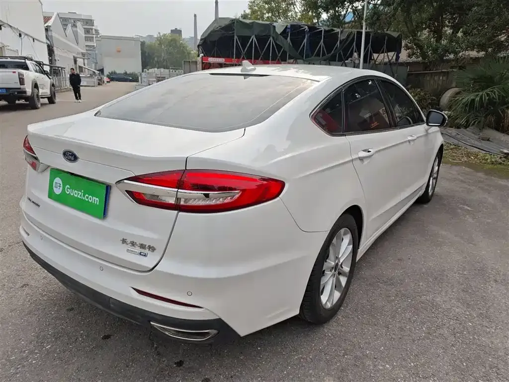 Ford Mondeo 2021 из CN, фото 5