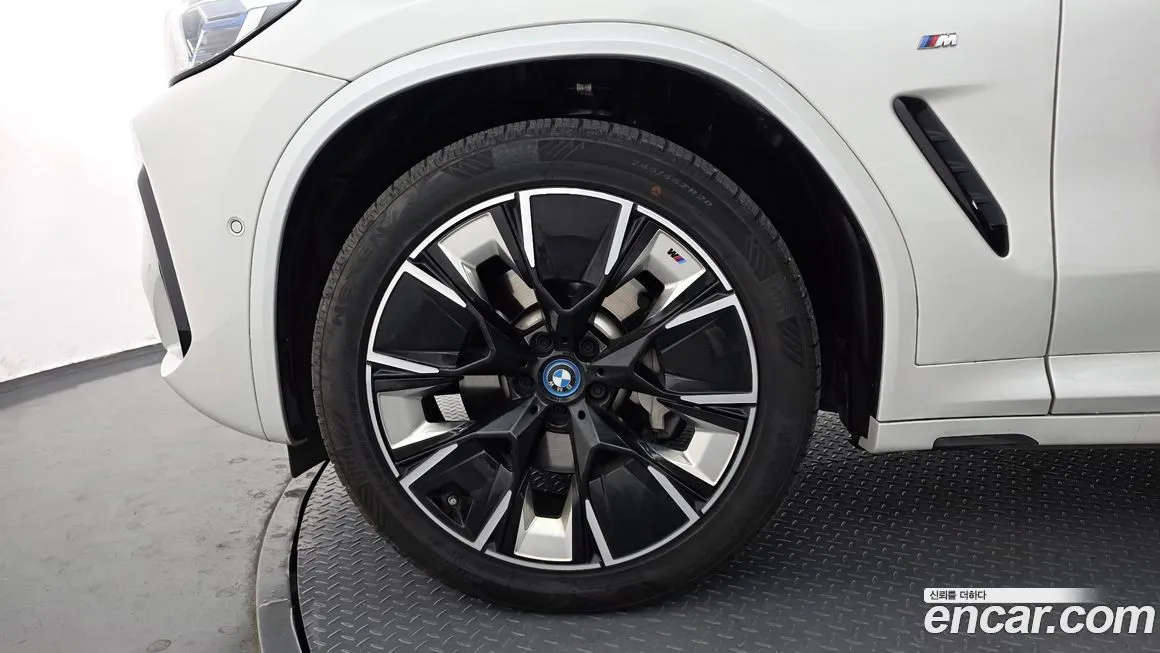 BMW iX3 2024 из KR, фото 7