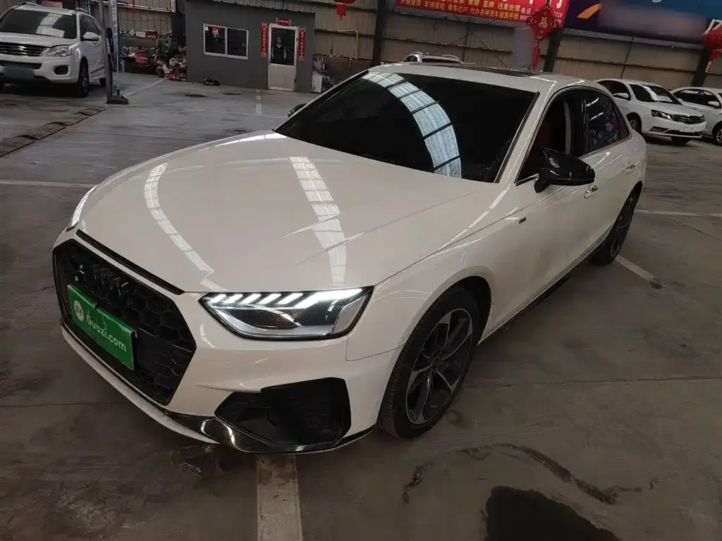 Audi A4L 2022 из CN, фото 1