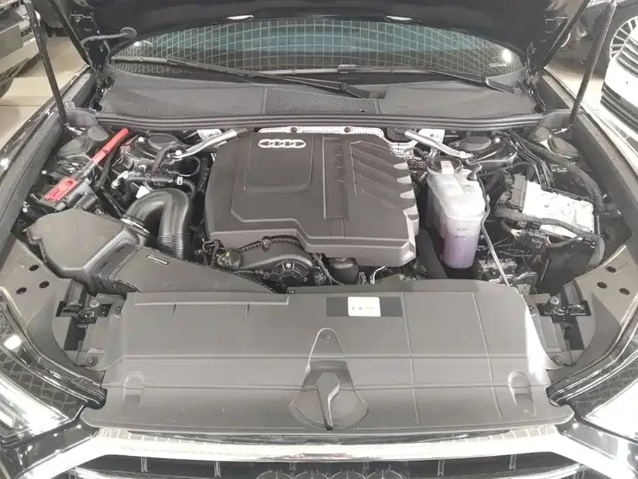 Audi A6L 2024 из CN, фото 10
